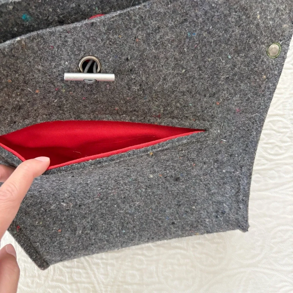 Ibex Reclaimed Wool Felt Bag, Gray